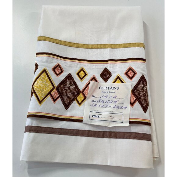 Vintage 1960s short curtain, white cotton with felted diamonds print in orange - Picture 10 of 10
